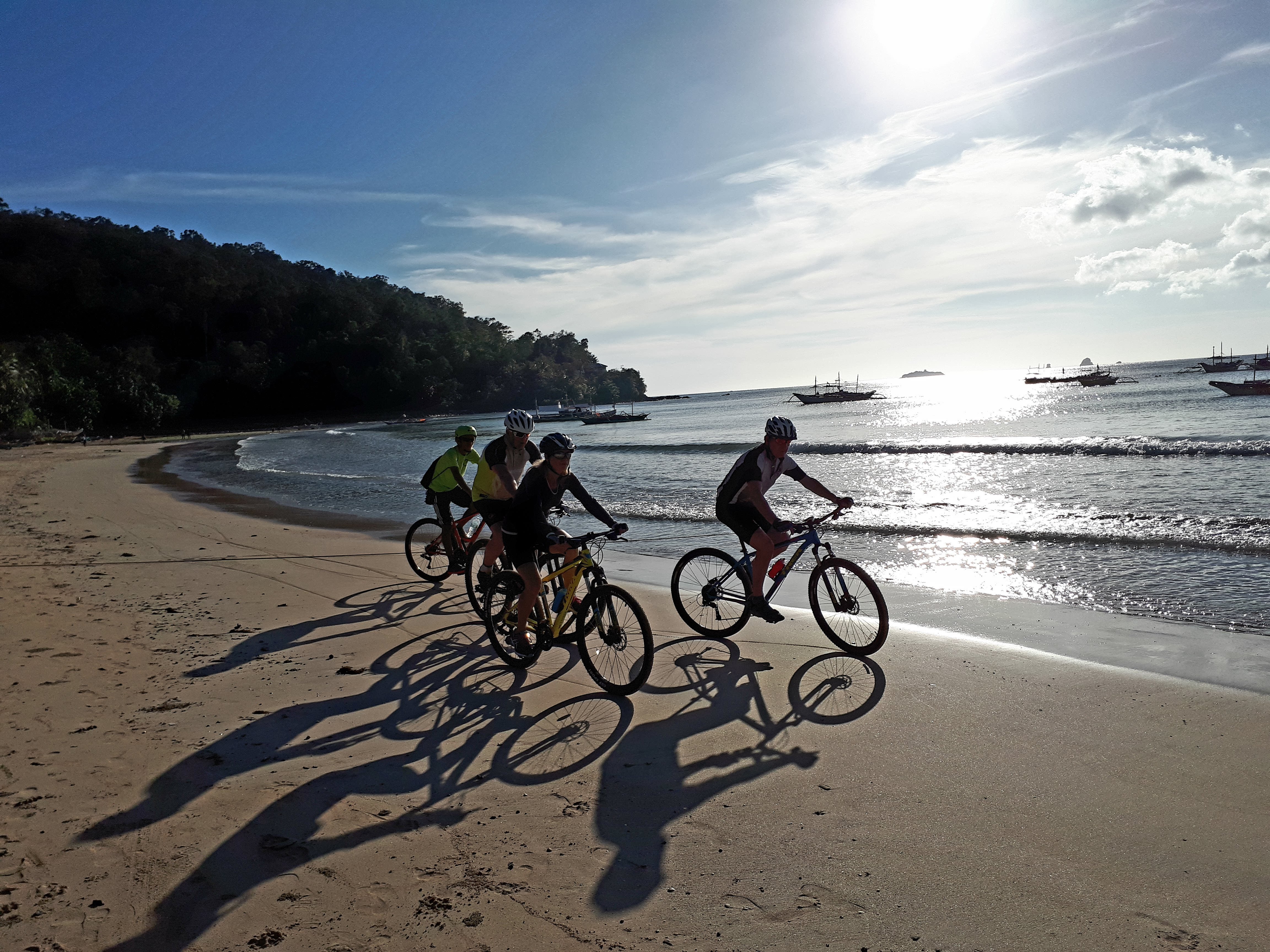 Philippines 12 Days Palawan and El Nido Islands Cycling Tour